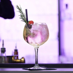 Gin-Tonicglas op voet 600cc